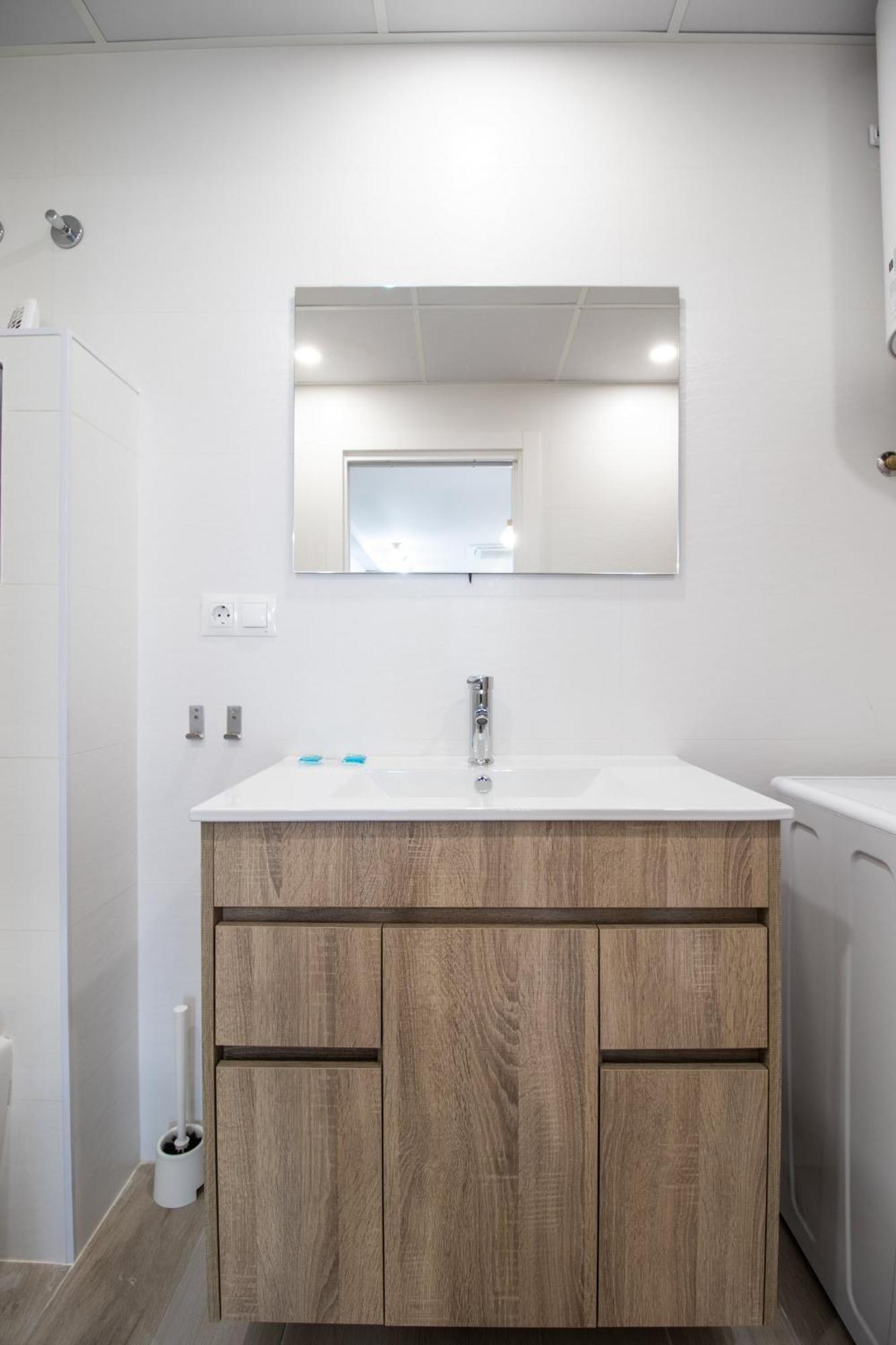Nautical Flats By Concept Apartment Valencia Bagian luar foto